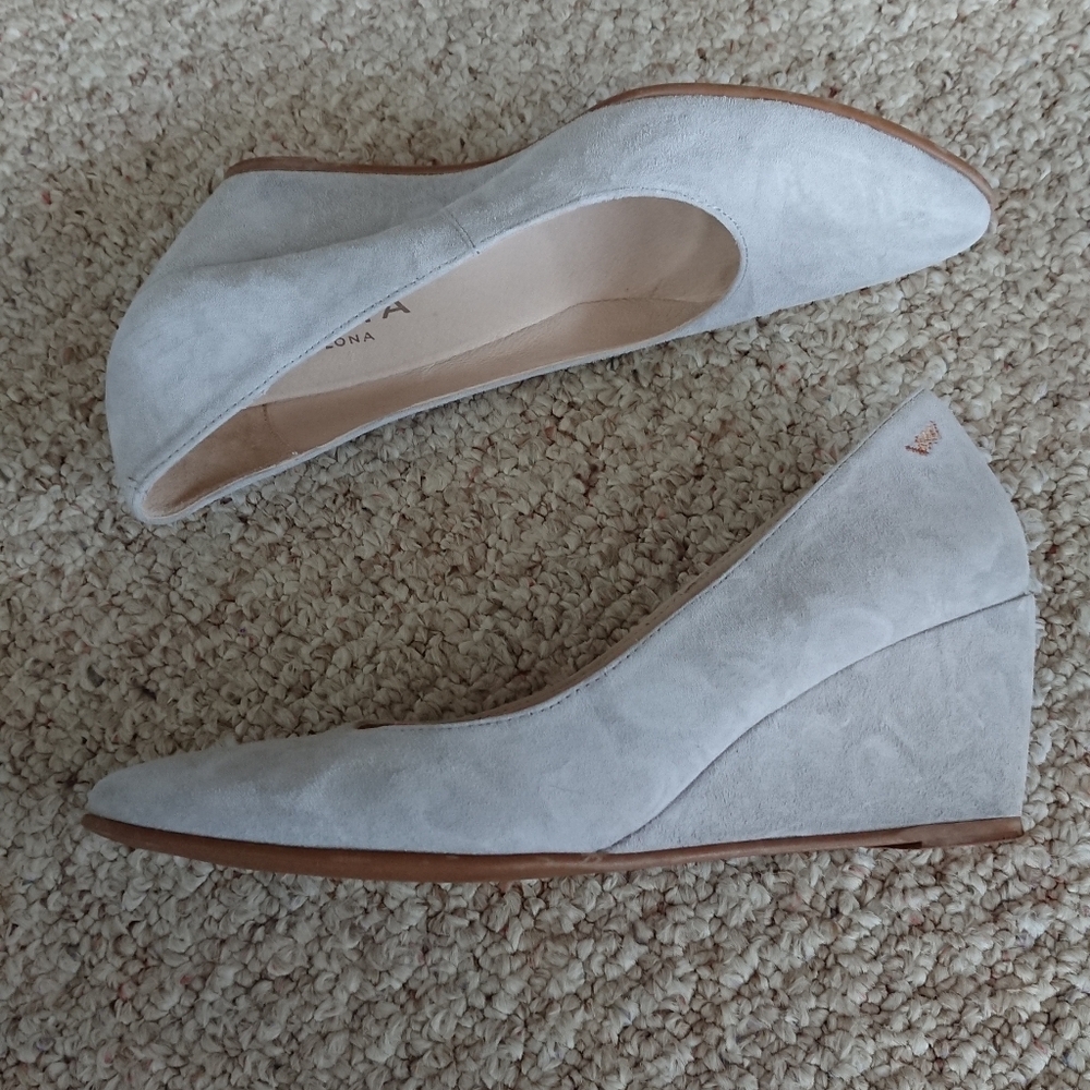 Viscata Verona Suede Wedges in Light Gray size US 10 - Picture 6 of 16